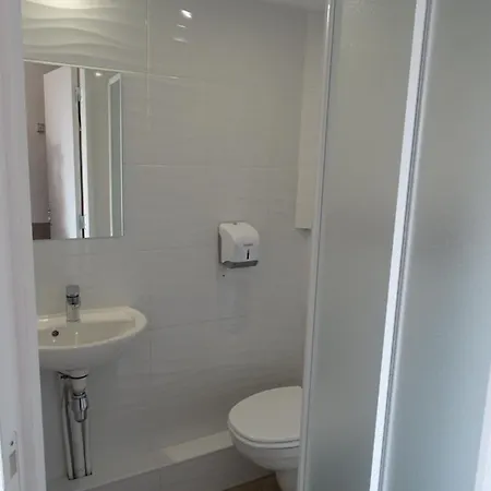 Hotel Premiere Classe Troyes Sud - Bucheres