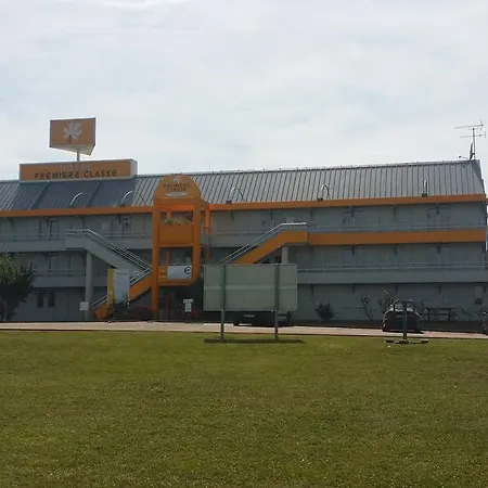 Отель Premiere Classe Troyes Sud -