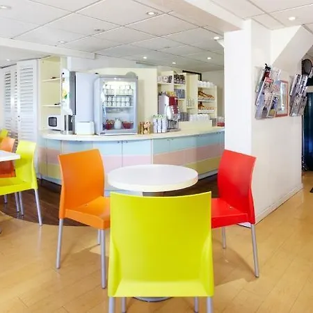 Première Classe Troyes Sud - Hotel *